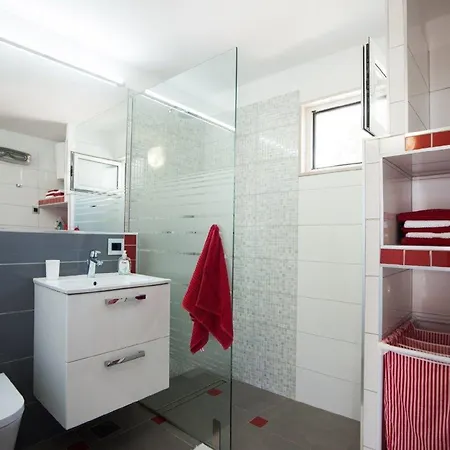 Ingrid * Трогир